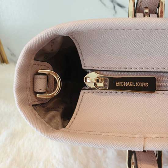 michael-kors-jet-set-travel-xs-Dark-Powder-Blush-04